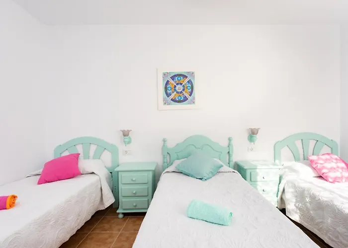 Mountain, Seaviews, And Pool Relax By Sunkeyrents *