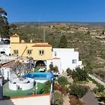 Mountain, Seaviews, And Pool Relax By Sunkeyrents *