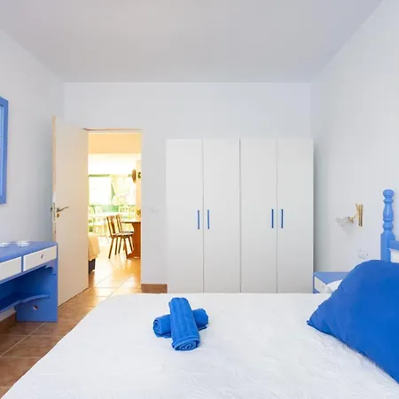 Mountain, Seaviews, And Pool Relax By Sunkeyrents Fasnia