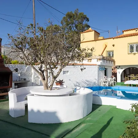 Mountain, Seaviews, And Pool Relax By Sunkeyrents *