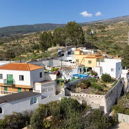 Holiday home Mountain, Seaviews, And Pool Relax By Sunkeyrents