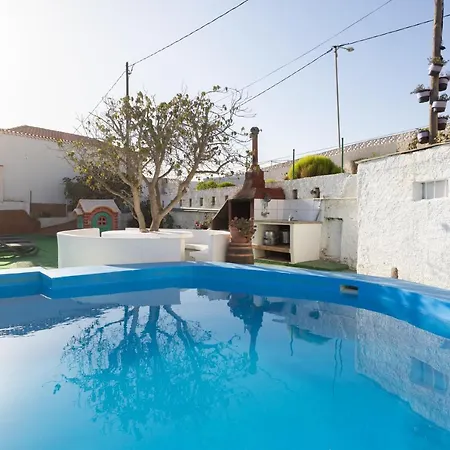 Holiday home Mountain, Seaviews, And Pool Relax By Sunkeyrents *