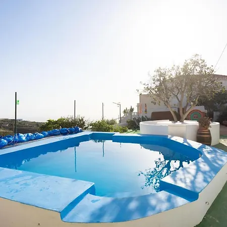 Holiday home Mountain, Seaviews, And Pool Relax By Sunkeyrents *