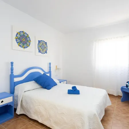 Mountain, Seaviews, And Pool Relax By Sunkeyrents Fasnia