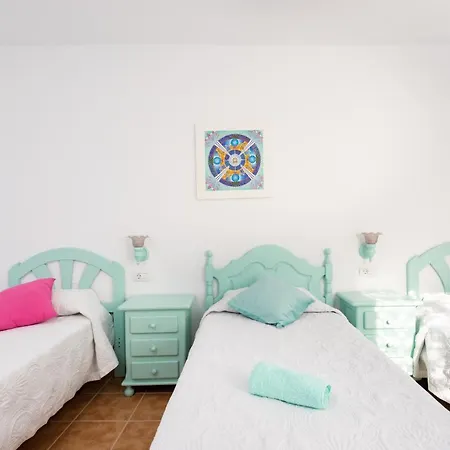 Mountain, Seaviews, And Pool Relax By Sunkeyrents *