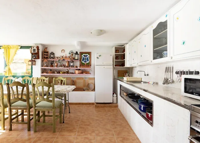 Mountain, Seaviews, And Pool Relax By Sunkeyrents Holiday home Fasnia